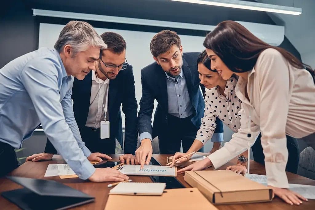 Differences Between Simplified Joint Stock Company (S.A.S.) and Public Limited Company (S.A.) in Colombia