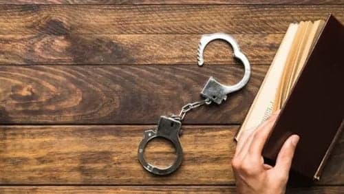 Imagen de articulo Administrative leave for persons deprived of their liberty