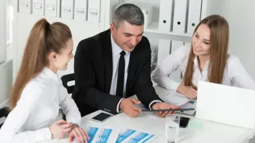 Imagen de articulo Consulting in the field of regulatory compliance for banking activities