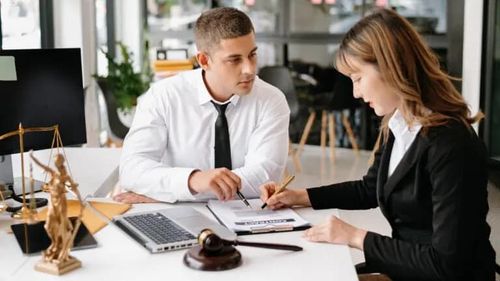 Imagen de articulo Lawyer services